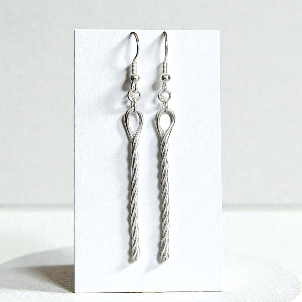 5 For $25💫Alternative Silver Wire Braided Dangles Earrings